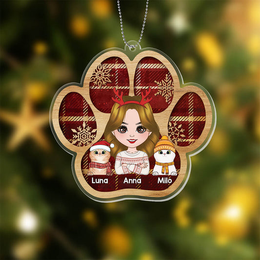 1407OUS2 personalized couple and cats sitting on snow christmas tree ornament