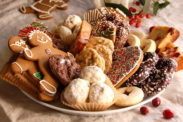 Classic Christmas Sweets Basket for Boyfriend