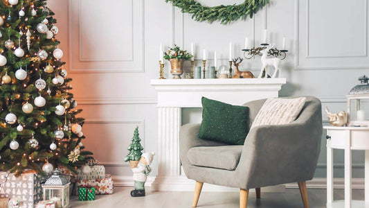 Ideas To Decorate A Small Living Room For Christmas