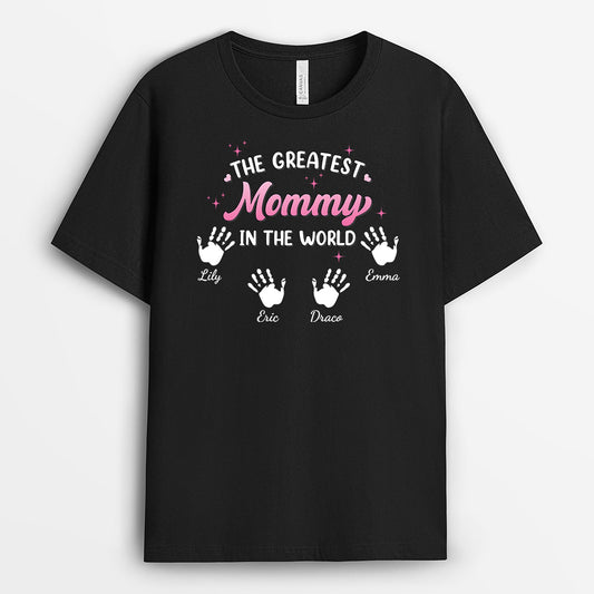 1671AUS1 personalized the greatest mom in the world t shirt