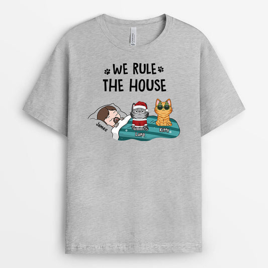 3195AUS2 we rule the house woman sleeping with cat  personalized t shirt for cat lovers